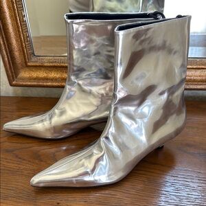 NWOT ZARA Silver Metallic Ankle Boots.  Size 36.  Slip on. Kitten heel.